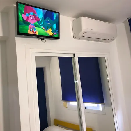 Click & بيت ضيافة 2*